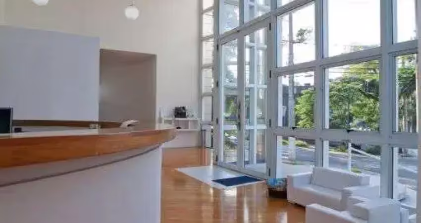 Casa comercial à venda no Real Parque, São Paulo 