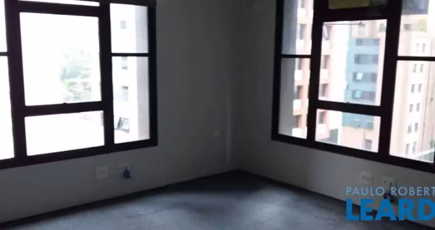 Ponto comercial para alugar na Vila Olímpia, São Paulo 