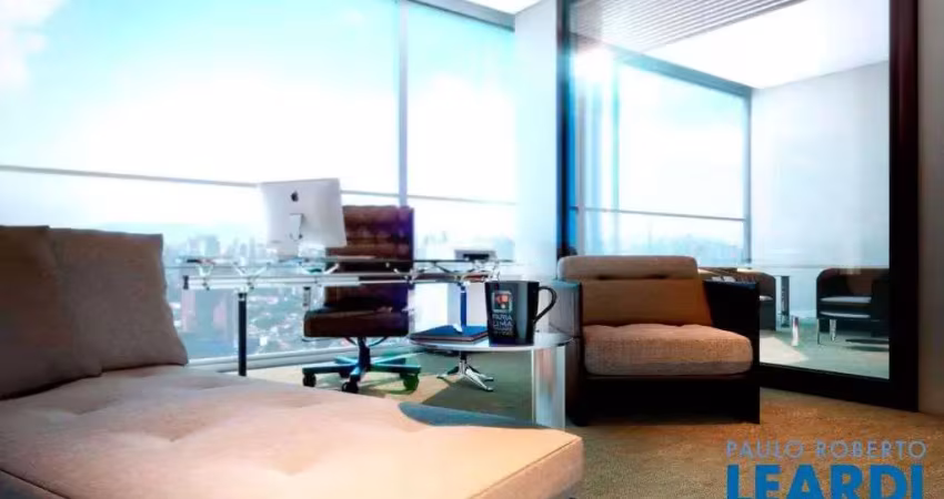 Sala comercial à venda em Pinheiros, São Paulo 