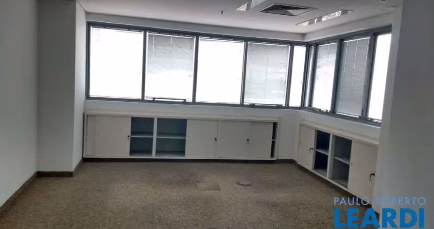 Sala comercial à venda em Pinheiros, São Paulo 