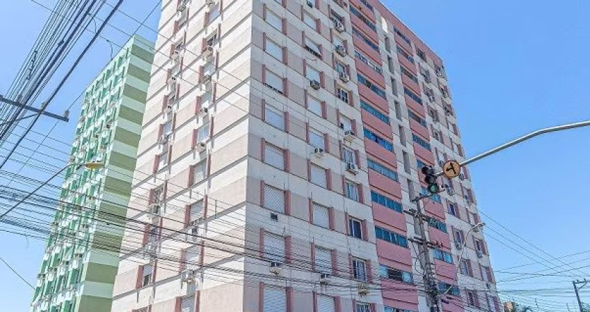 Duas lojas no total de 45,76 m², com ponto Mercado Livre e 20 anos de existência, para venda