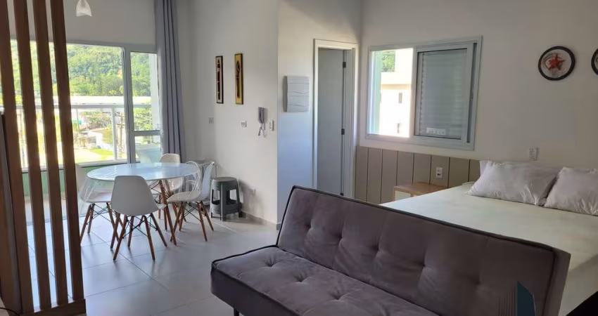 STUDIO novo, mobiliado e decorado Perequê Açú, 400m mar