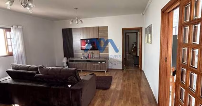 Linda Casa à Venda no Centro de Araçoiaba da Serra - SP