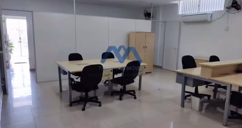 Excelente Sobrado Comercial e Residencial à Venda - Bairro Wanel Ville!