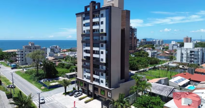 APARTAMENTO  COM VISTA PARA O MAR, MOBILIADO, COM EXCELENTE LOCALIZAÇÃO!