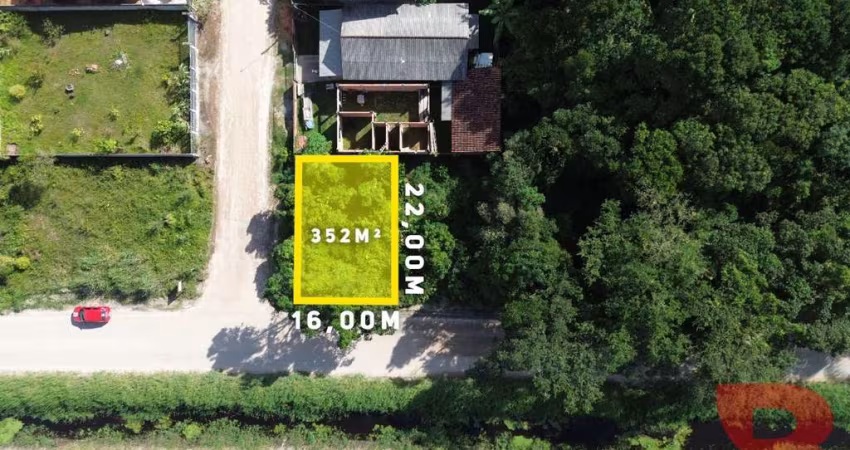 EXCELENTE TERRENO DE ESQUINA COM 352,00 M² PRÓXIMO AO LOTEAMENTO RIVIERA SANTA MARIA