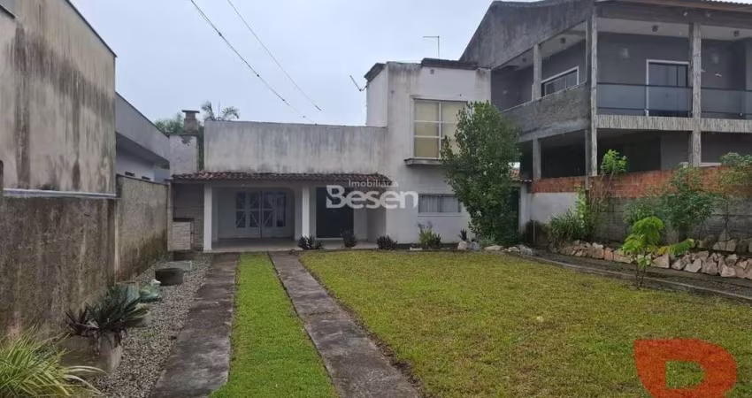 CASA NA BARRA DO SAI, ENTRADA DA CIDADE
