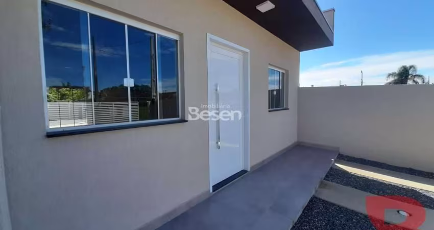OPORTUNIDADE CASA NOVA, PROXIMO AO MAR, REGIÃO EM DESENVOLVIMETO.