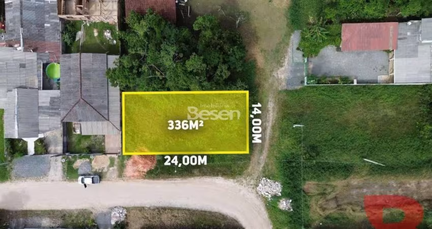 EXCELENTE OPÇÃO DE TERRENO SEM VEGETAÇÃO, COM 336,00 M²,  NA RUA (1990) COQUEIROS, REGIÃO EM PLENO DESENVOLVIMENTO.