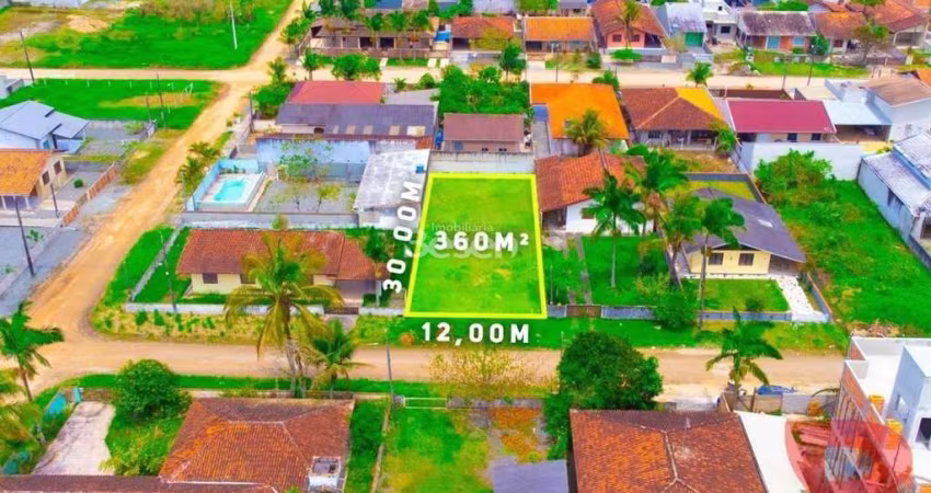OPORTUNIDADE! TERRENO LIMPO NA BARRA DO SAÍ - APENAS 500M DO MAR, COM 360,00m²