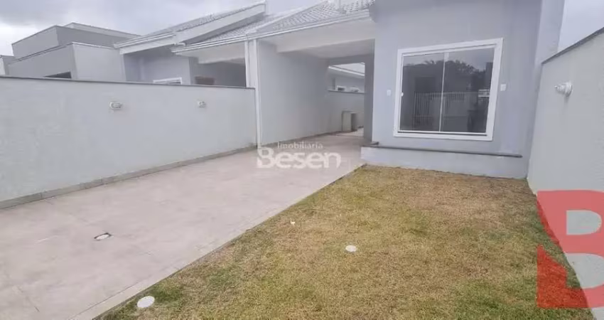 Unidade de nº 2  em alvenária, medindo 85,06m², com amplo espaço no balneário são josé,  próximo ao centro de  itapoá/sc.