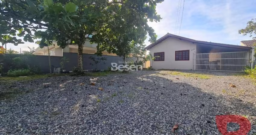 ÓTIMA CASA EM ALVENARIA NA BARRA DO SAI