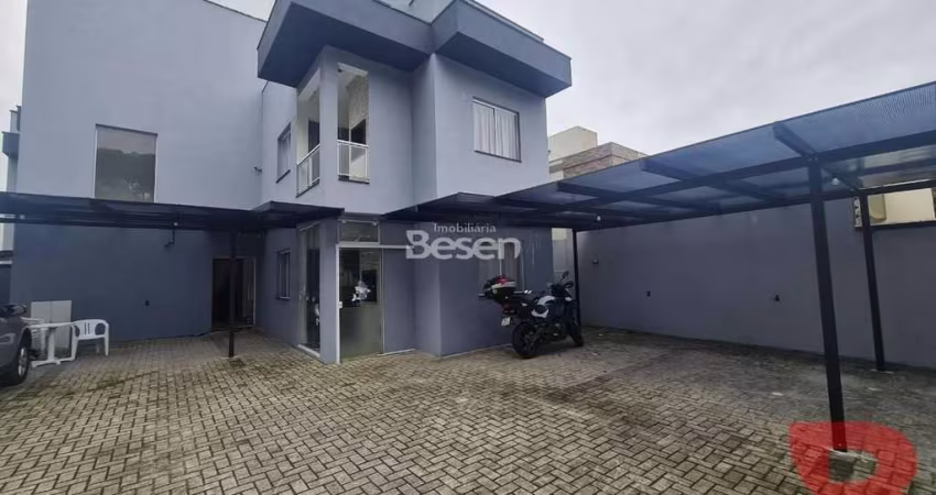 Oportunidade de negócio! apartamento semimobiliado, 190 metros do mar, próximo ao calçada beira mar no balneário rainha do mar.