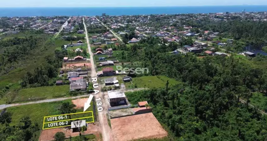 Terreno à venda na Rua Dos Tupinambás, 1192, Barra do Sai, Itapoá