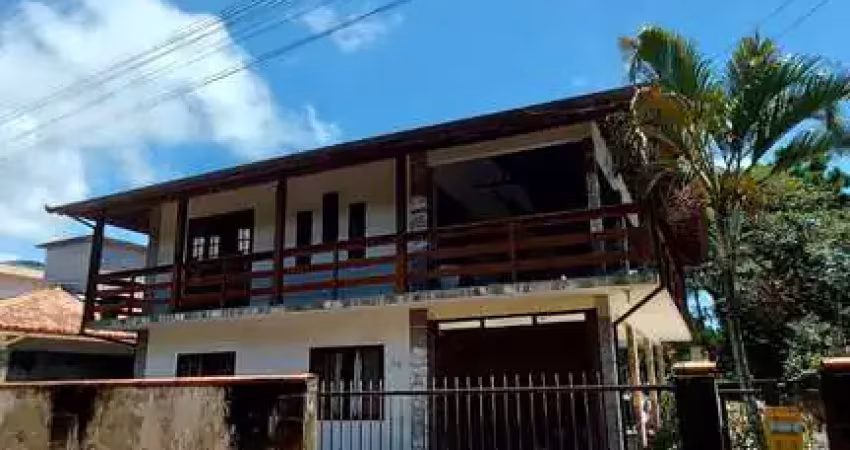 Casa à venda em florianópolis, são joão do rio vermelho, com 5 quartos, com 200 m²