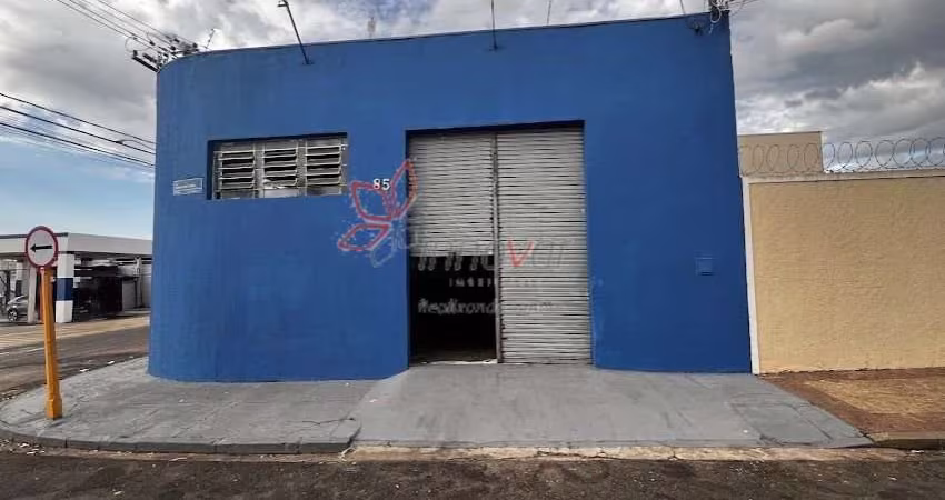 Barracão de esquina, Vila Coralina, Bauru-SP.