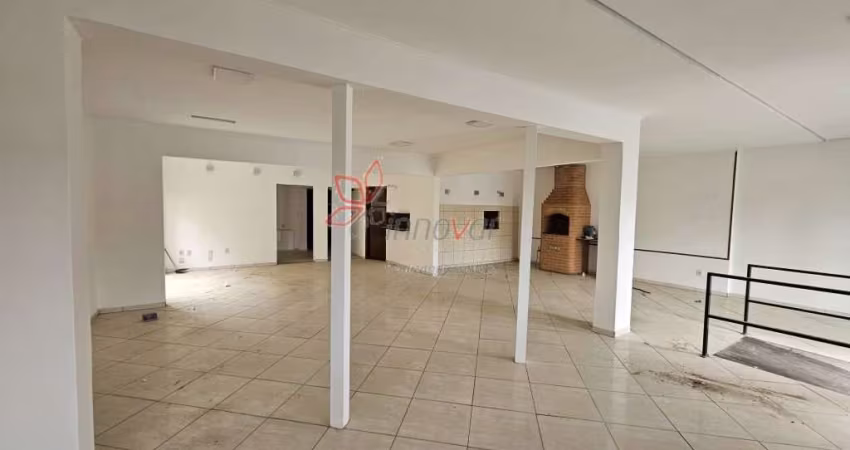 salão comercial para locação próximo a Avenida Getúlio Vargas