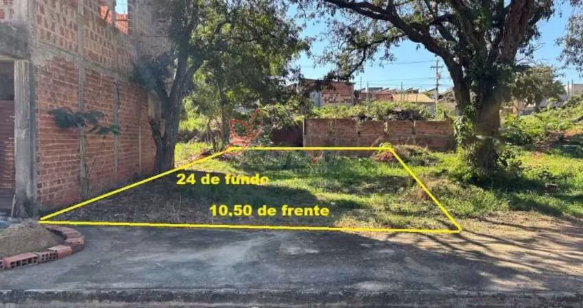 Terreno à venda no Jardim Ivone, Bauru 
