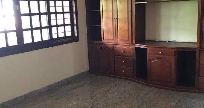 Sobrado com 5 dormitórios à venda, 450 m² por R$ 1.300.000,00 - Jardim Paulista - Bauru/SP