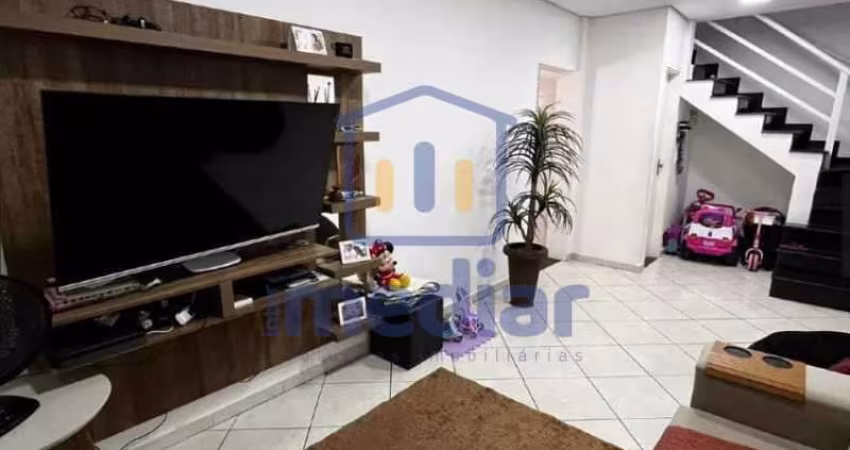 Casa com 3 quartos à venda na Rua Dona Anita Costa, Vila Voturua, São Vicente