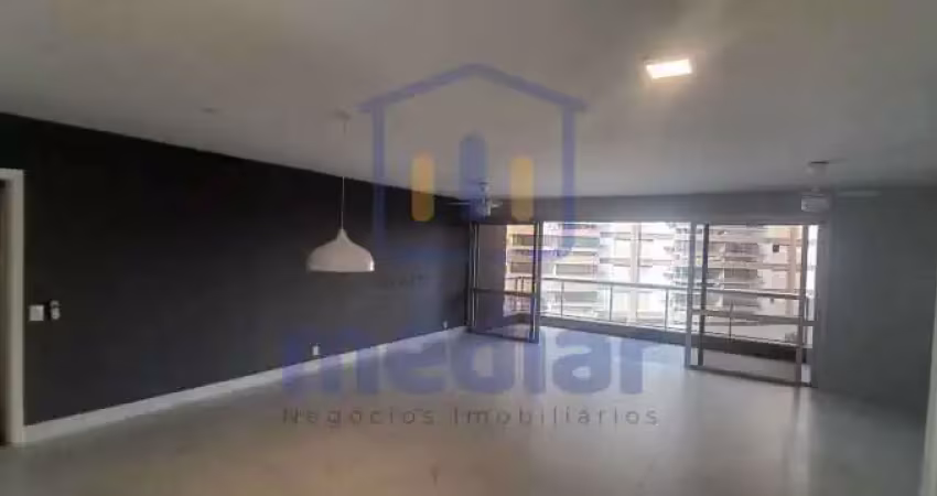 Apartamento à venda na Avenida Marechal Deodoro da Fonseca, Centro, Guarujá
