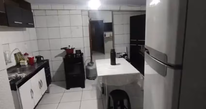 Casa com 2 quartos à venda na Rua Rubens Luccats, Jardim Miriam, São Paulo