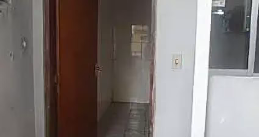 Casa com 1 quarto para alugar na Rua Salvador Rodrigues Negrão, Vila Marari, São Paulo