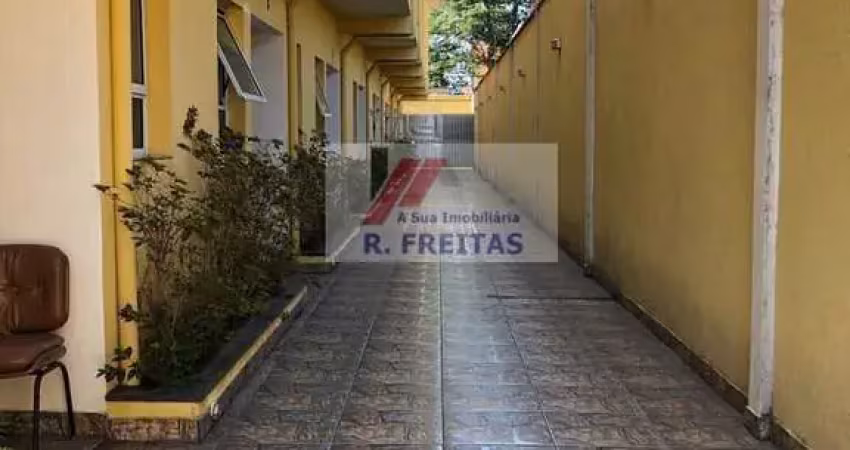 Casa em condomínio fechado com 18 quartos à venda na Rua Rainha Vitória Eugênia, Vila Campestre, São Paulo