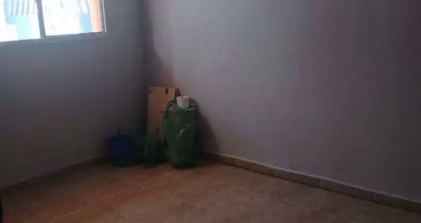 Casa em condomínio fechado com 1 quarto para alugar na Rua Rodolpho Brandão, 70, Americanópolis, São Paulo