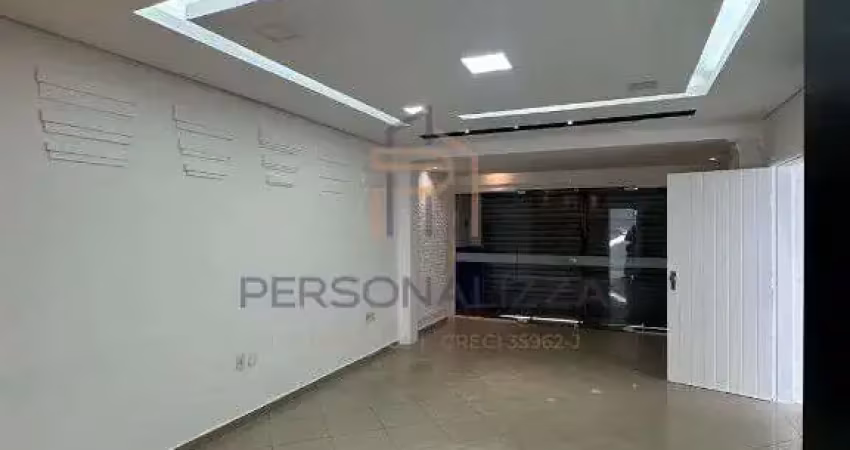Casa comercial a venda no centro de jundiai - sp. com 5 salas, 3 banheiros e uma garagem espacosa para 10 carros.