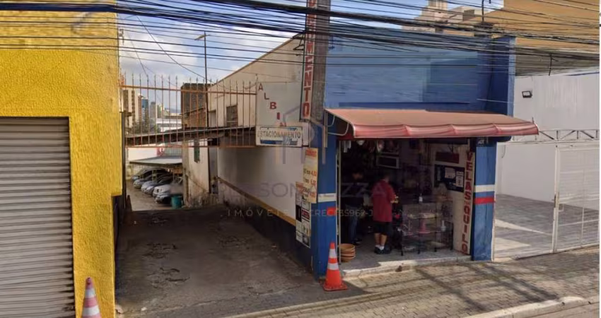 Loja/Salão a venda em Centro de Jundiaí com vagas de garagem nos fundos