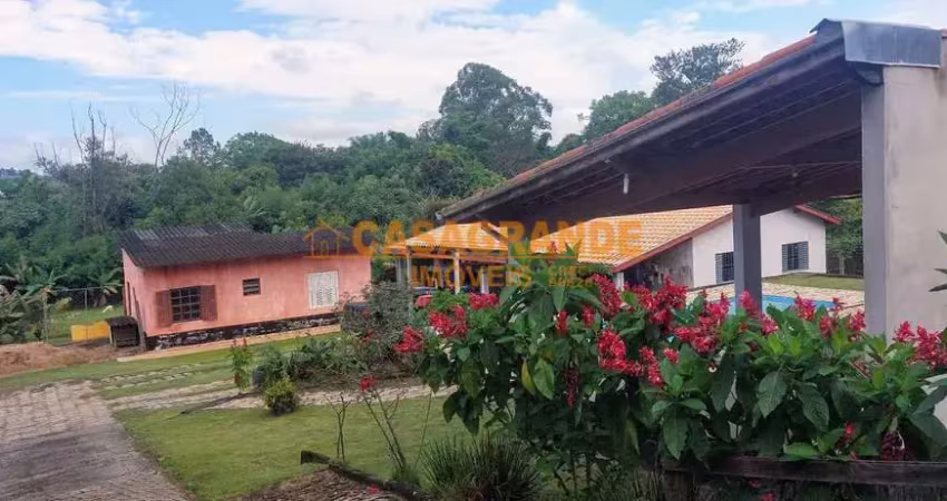 Chácara  com 2 Casas - Caçapava
