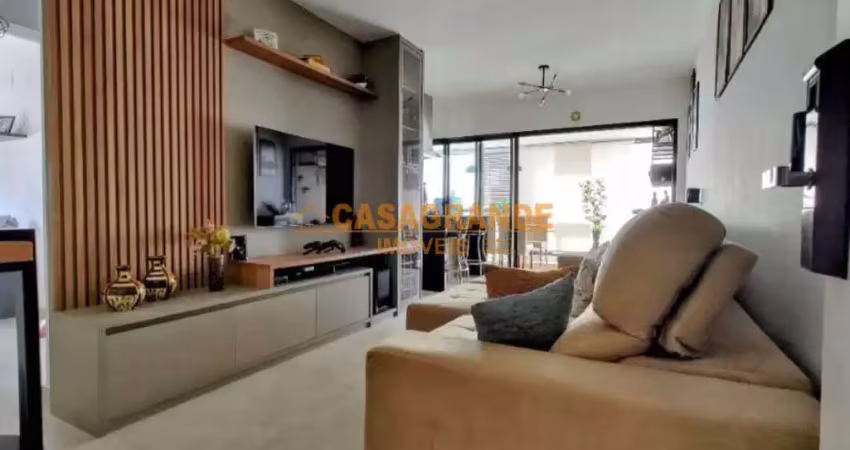 Apartamento com 2 quartos, 84m²,  Vila Adyana
