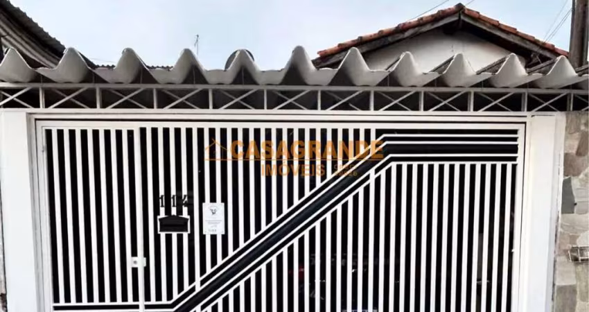 Casa com 3 quartos, 134m²,  Jardim América