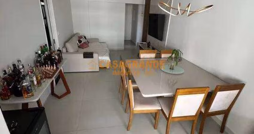 Apartamento com 03 quartos, 88m² no Conjunto Res. Trinta e Um de Março SJC