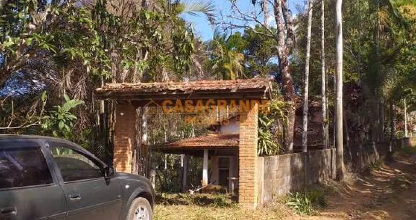 Chácara a venda com 2.570ms²,  Em Monteiro Lobato