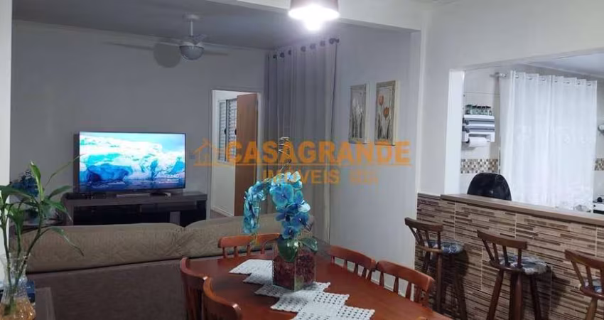Casa com 02 quartos, 107m² no Vila Rossi  SJC