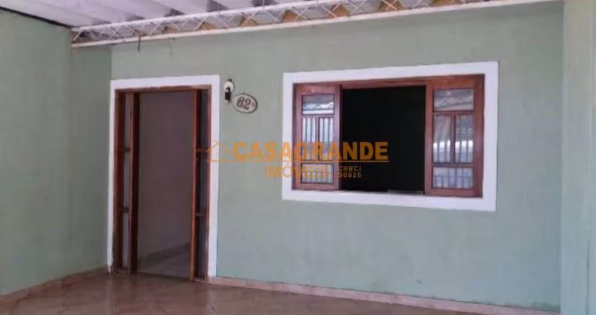 Casa com 2 quartos Nova Esperança