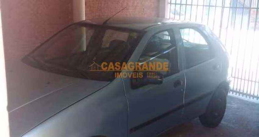 Casa com 02 quartos 125 m² no residencial galo branco sjc