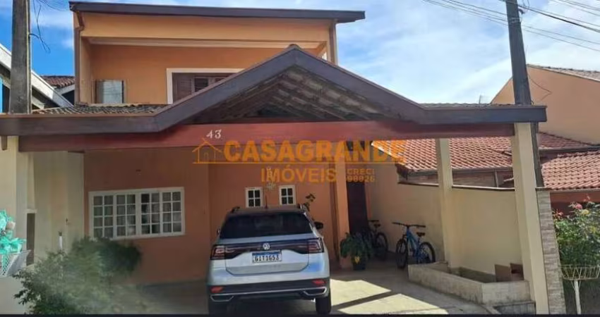 Casa com 3 quartos no Condomínio Bel Park