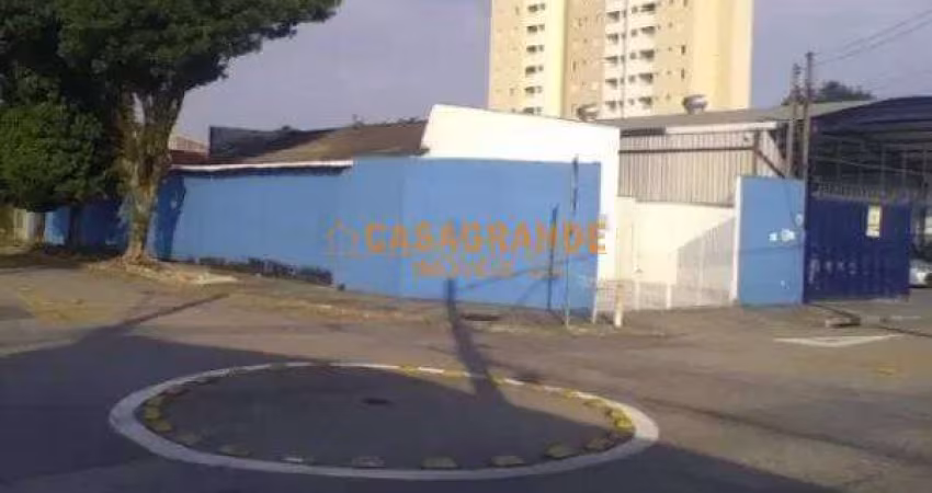Casa Comercial com 300m² no Vila Tatetuba, SJC