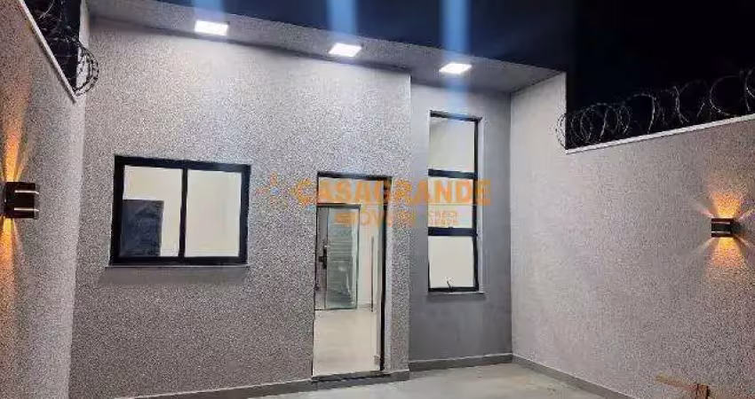 Casa com 03 quartos, 82m² no parque novo horizonte -sjc