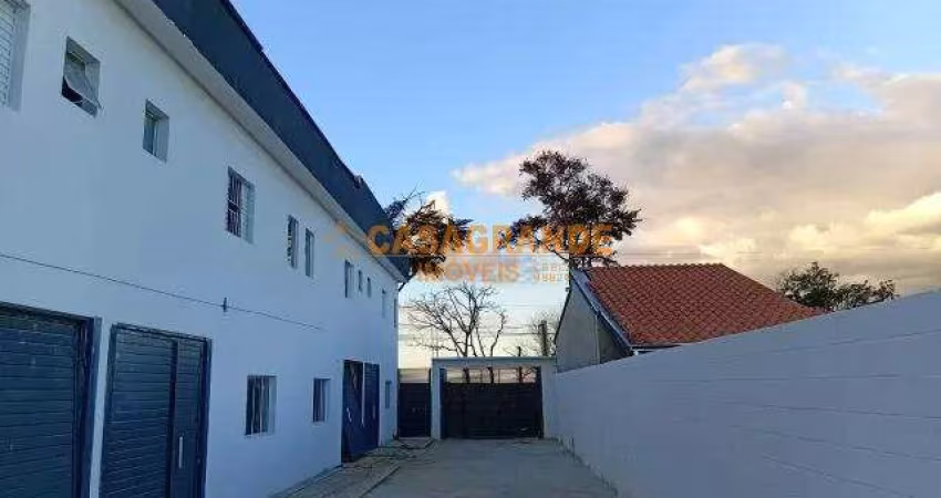 Casa com 03 quartos, 110m² no Loteamento Portal do Céu, SJC