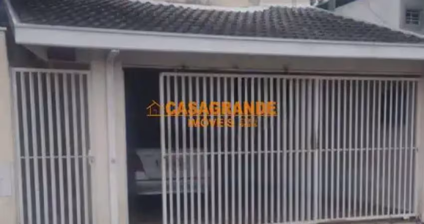 Vendo casa com 3 quartos com 80 m² no Residencial Martins Pereira, SJC