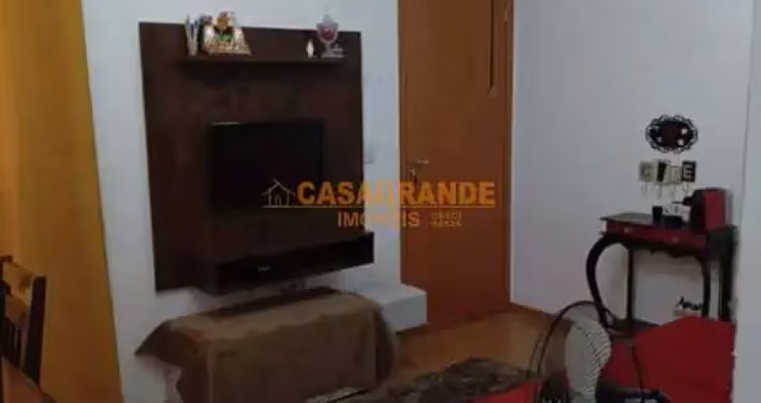 Apartamento com 02 quartos, no residencial frei galvão, sjc