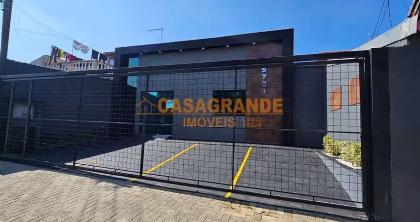 Casa comercial com 03 quartos, no bosque dos eucaliptos  sjc