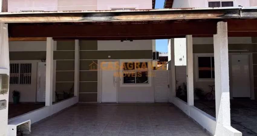 Casa à venda - 3 quartos, 1 suíte, 70m² - condomínio campo belo