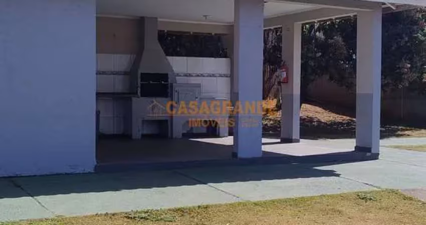 Casa à venda 02 quartos, 58,5m² no jardim americano sjc