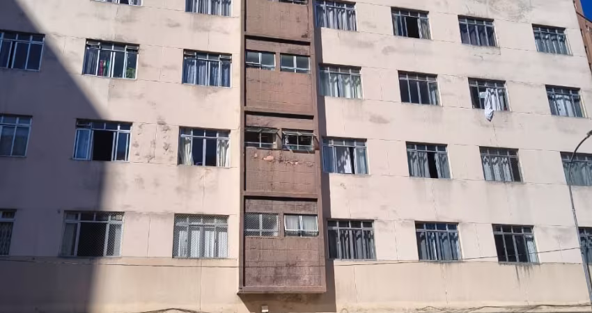 APARTAMENTO SENDO REFORMADO COM SUITE