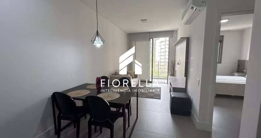 Apartamento de 01 dormitório, Porteira fechada, à venda, Córrego Grande em Florianópolis